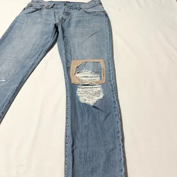 Levi's 501 CT Women's Distressed Light Wash Denim Jeans w/Knee